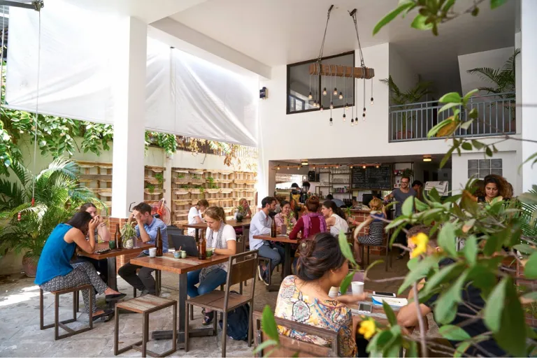 Phnom Penh cafe and everyday dining