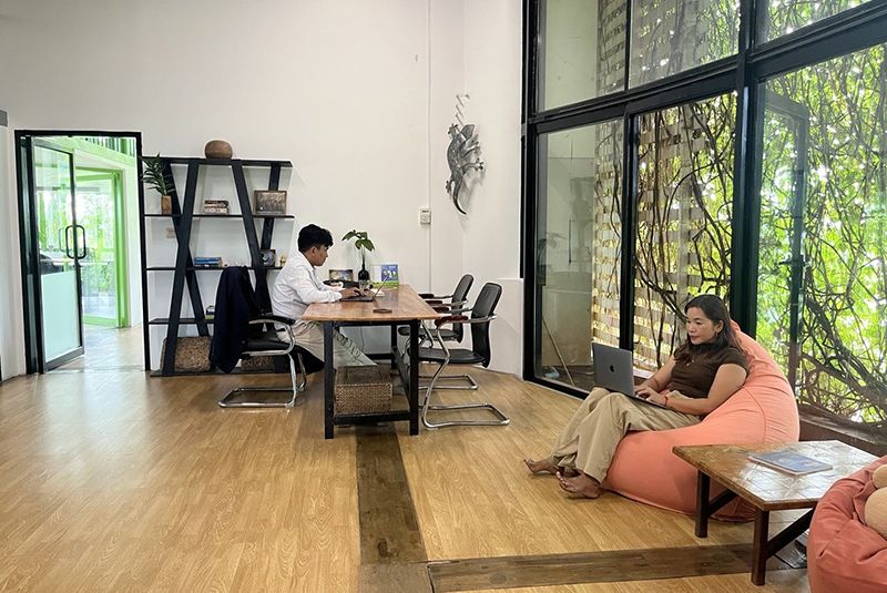 Workspace and coworking environment in Phnom Penh